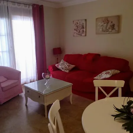 Apartment Pelicanos *